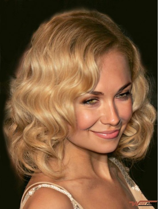 Popular  Wigs With Wavy Style Shoulder Style Blonde Color Lace Front Wigs 